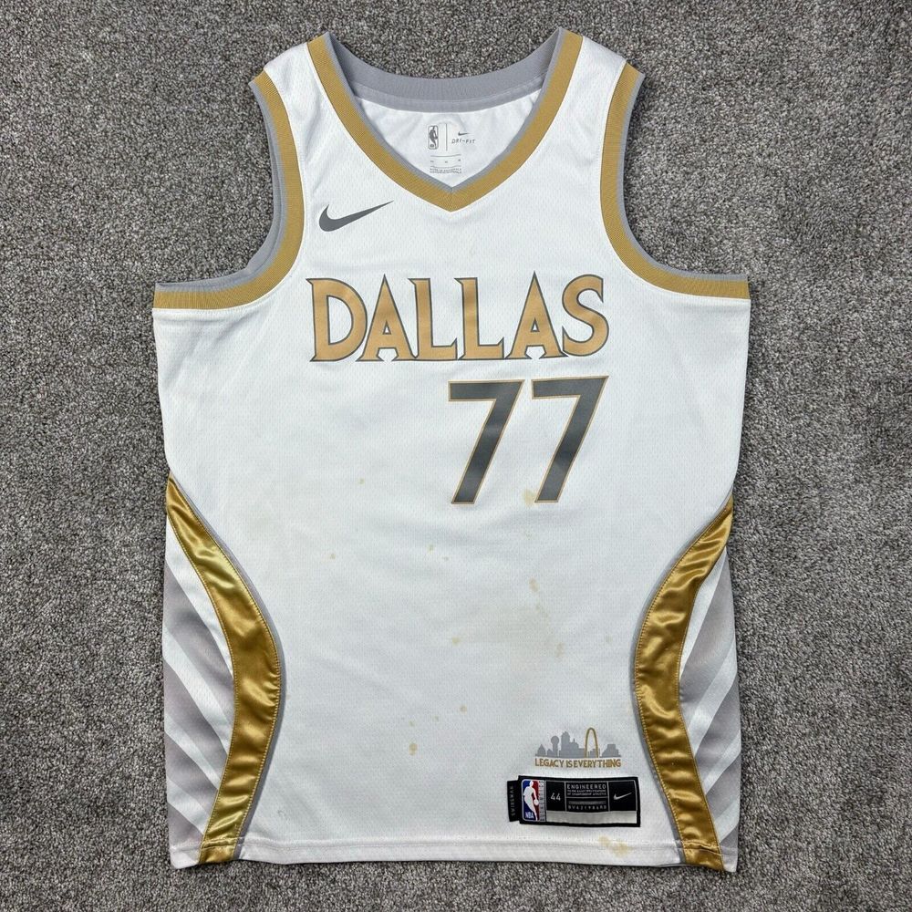 Dallas Mavericks Luka Doncic #77 Jersey Medium 44 Nike City Edition White Gold